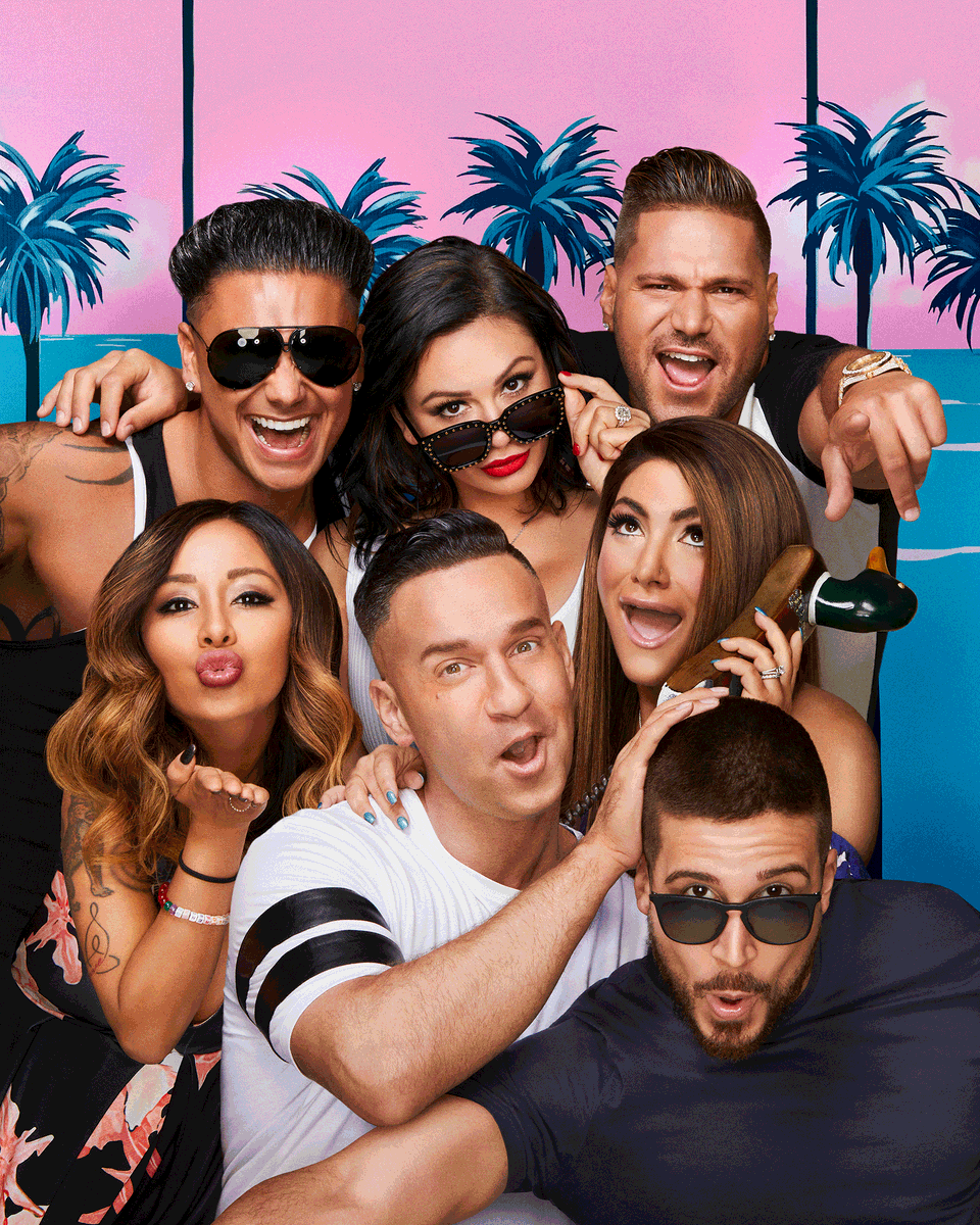 JerseyShore's tweet photo. reality TV icons, forever! 👏🦆 happy 5 years of #JSFamilyVacation ❤️ https://t.co/t5w671q3mw