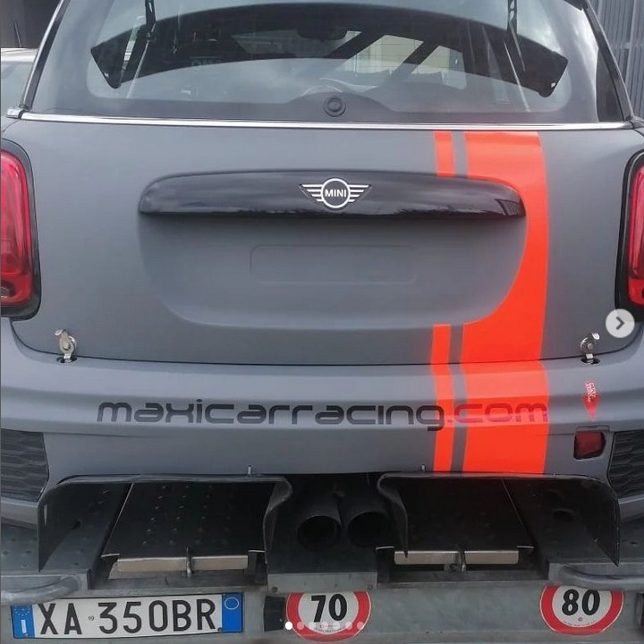 MAXICARRACING's tweet image. Un altro bel progetto firmato #maxicarracing portato a termine!! Per info e preventivi contattateci:
📷 info@maxicarracing.it
📷 333 994 2009
#noisiamopassione #customclothes #racingsuits #racingclothing #ompracing #customizedsuits #racingparts #motorsport #maxicarracing