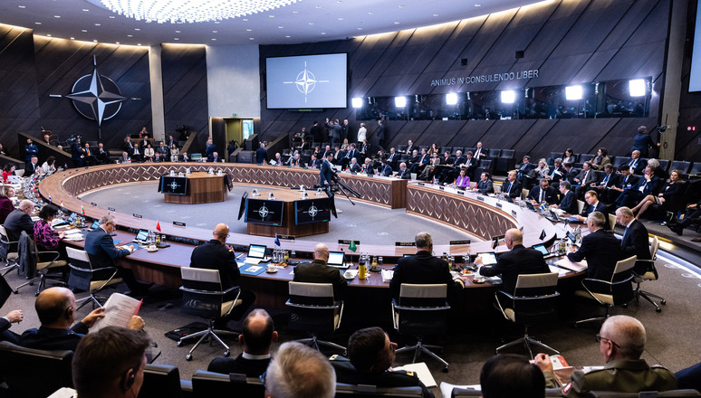 #NATO Foreign Ministers met with Indo-Pacific partners &amp; the #EU. #ForMin addressed the global consequences of Russia’s war against Ukraine &amp; China’s growing alignment with Russia. 
This was Finland's 🇫🇮 first meeting as a NATO member.
ℹ️ nato.int/cps/en/natohq/…
#WeAreNATO