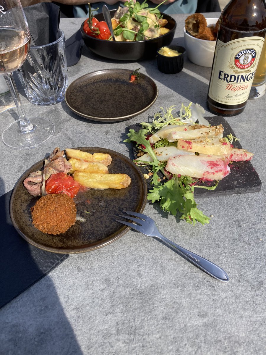 Alles so schrecklich hier 😎