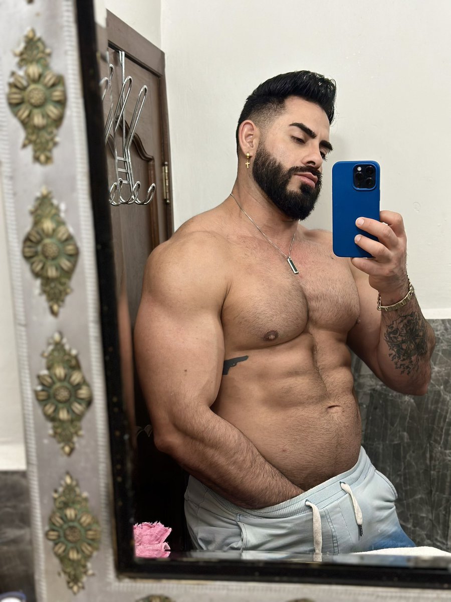 L3oN_ArmaN's tweet photo. https://t.co/ZKi7PvHkFl
Día de rascarse los huesitos 😅 https://t.co/IYKzzml7U8