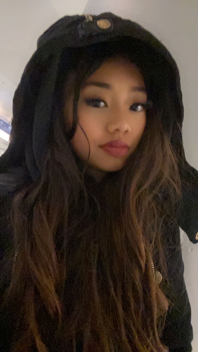 MISSING: Annalyn, 13 - Last seen on Tues, April 4, at 4:45 a.m., in the Kingston Rd + McCowan Rd area - 4'11', 105lbs, long black hair - Wearing a white tracksuit, carrying a black backpack #GO737268 ^lb