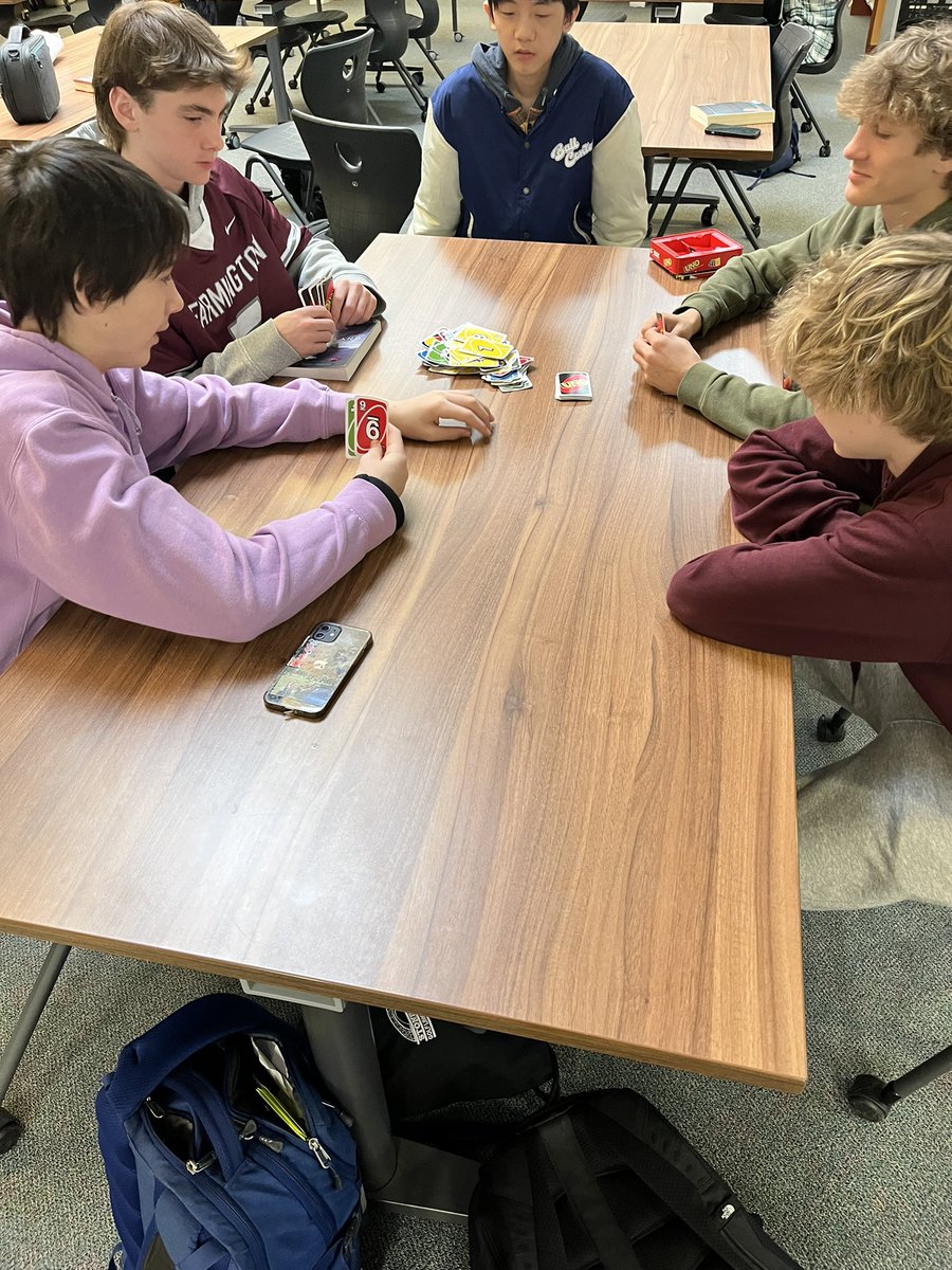 Freshmen submitted their op-ed today so to the library we went to choose spring break reading and to have some fun unplugging with games! 😎Thanks for having us <a href="/MrsJohnsonFHS/">Jessica-Lynn Johnson</a>!