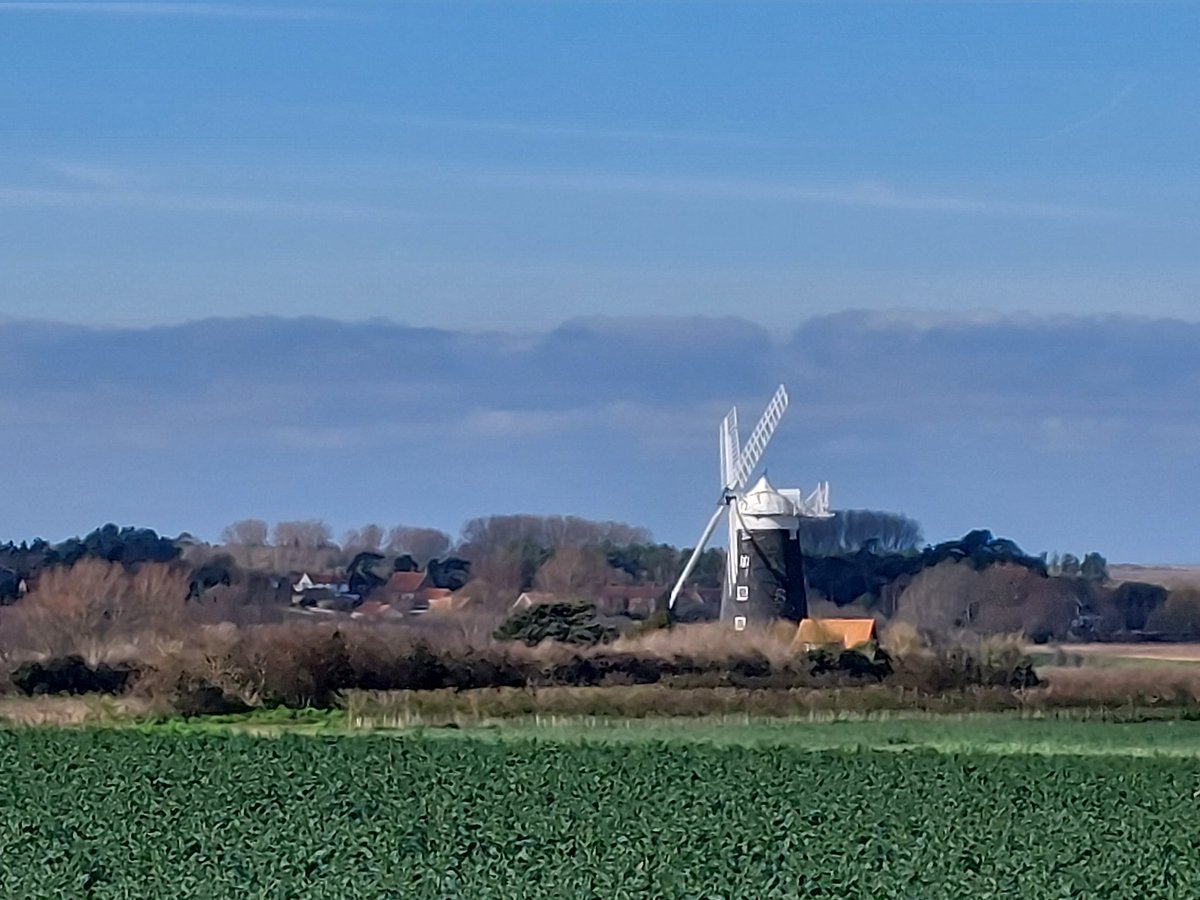 My TALK TUTORIAL video will be on my YouTube channel tonight, 6pm UK time. I explain how I paint this watercolour of Tower Mill on the North Norfolk coast
youtube.com/@colinsteedart…
#colinsteedart1 #norfolkwindmills #norfolkcountryside #ukart #nelson #lordnelson #essexartist