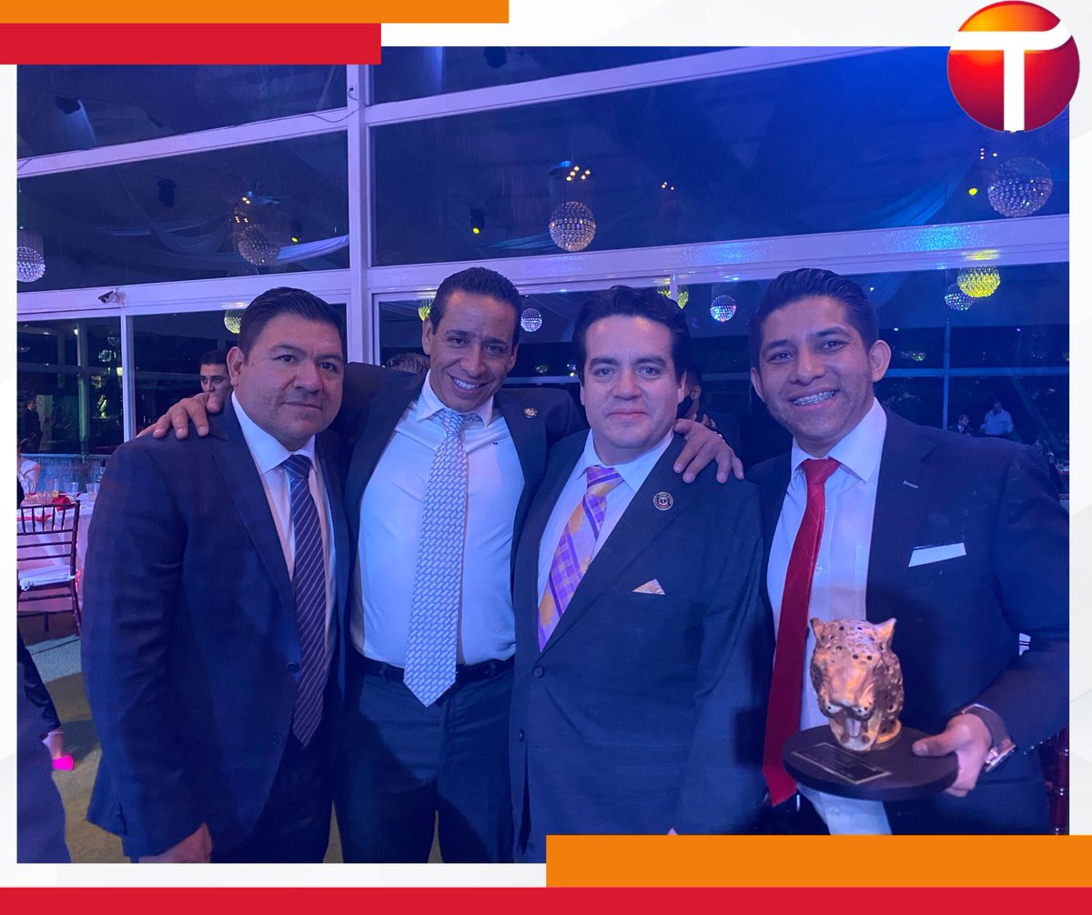 Asistimos a la entrega de el premio Jaguar de oro, en donde se nos otorgo el galardón a la empresa tecnológica del año, en este evento tuvimos la oportunidad de convivir con grandes empresarios y personas que trabajan por el bien de México🇲🇽
#jaguardeoro #conalide #Mexico