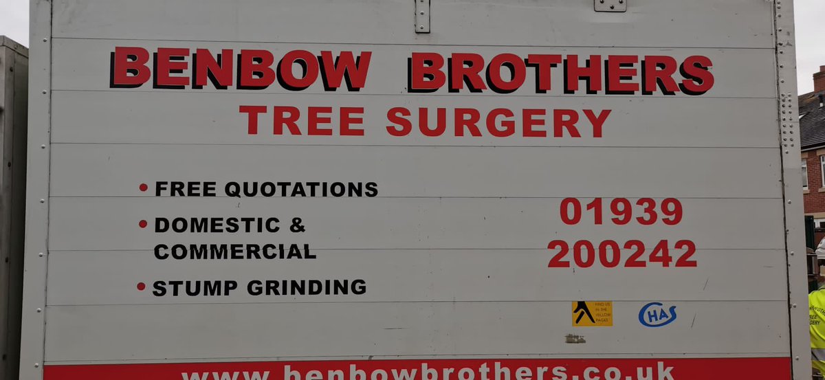 ColumnCC's tweet photo. Massive thanks to Benbow Brothers Tree Surgery for giving up their time to help clear an area at the cricket club. 

Really appreciate it. Top quality work and a brilliant service 👏 🌲 🌲 https://t.co/3PNyTwfMMs