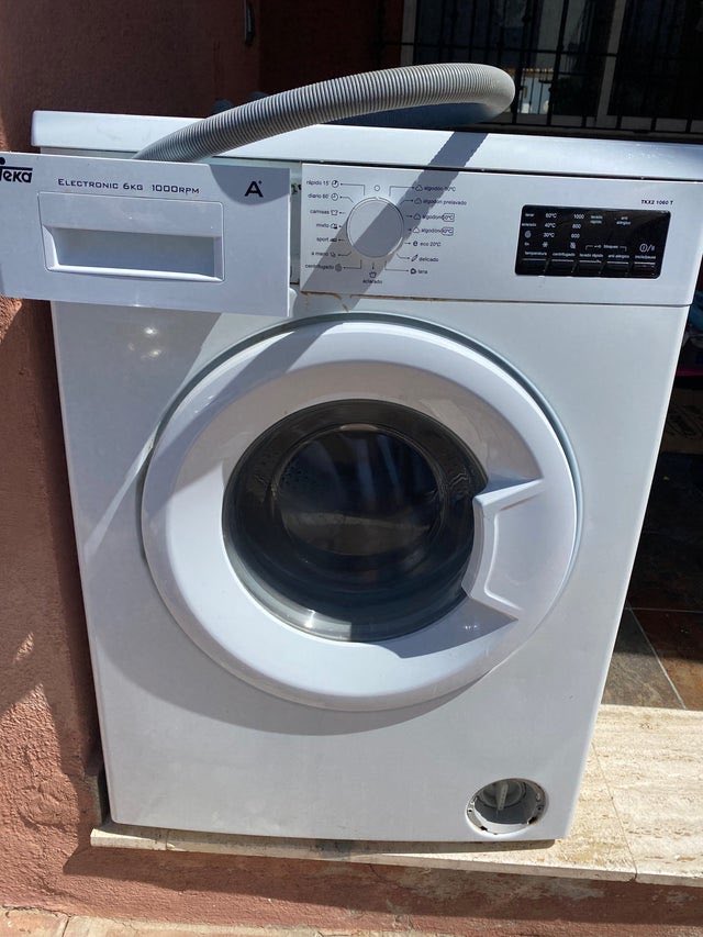 AbsolutRB's tweet photo. Vendo "Lavadora teka " en #wallapop https://t.co/rYrJiuiJ5a https://t.co/mJuRAV7AxV