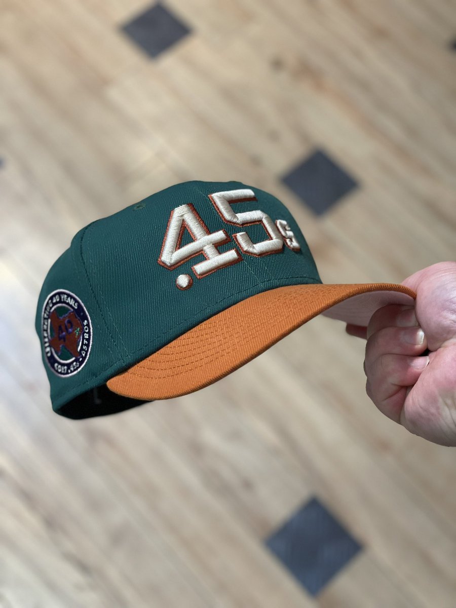 BRKCP_'s tweet image. Don’t forget to hit that @HatClub 30 for $30 page! This one and my twins one are heavy In the rotation! #HatTwitter #HatHead