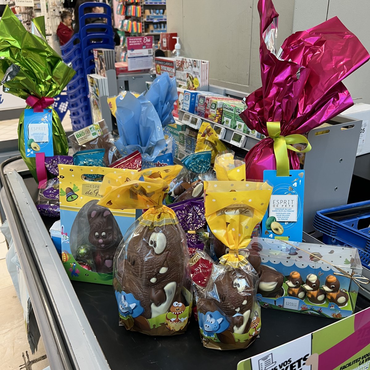 Caption this 👀🤪