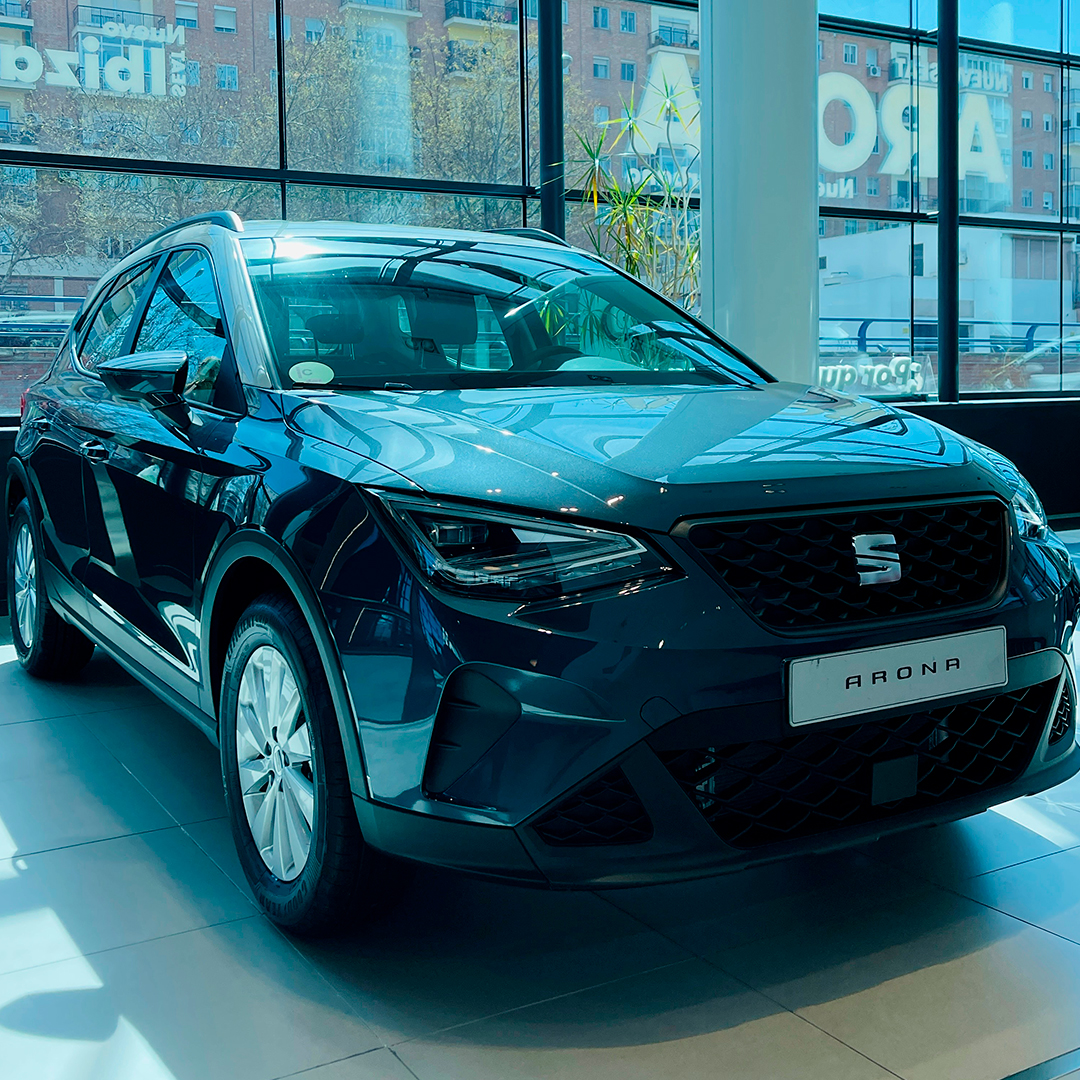 CatalunyaMotor's tweet photo. Queremos crear la lista de música perfecta para conducir un SEAT Arona.🚗🎶 ¿Qué canción escucharías tu?📀
Déjanosla en comentarios 📲 para añadirla.😜

#SEAT #Arona https://t.co/5qUtmAhF5c