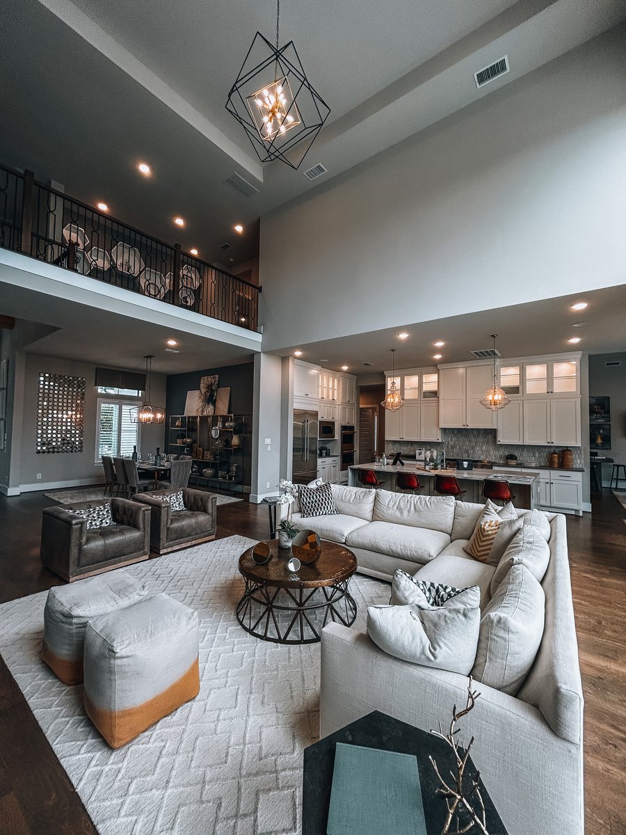 brandoncpruitt's tweet photo. Is a new house one of your 2023 goals?🏡 https://t.co/ozaSIpnpMN