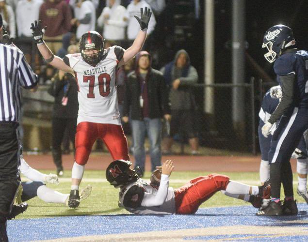 westpasports's tweet photo. Logan Hawn has loved football for many years and continues to prove his passion as a member of the Waynesburg University Yellow Jackets football program.

Learn about his journey from Meadville to Greene County ⬇️🏈

📸: @WUJackets x @Meadville_Trib 

https://t.co/Xj2iZjYzYI https://t.co/RLBMHwkRy9