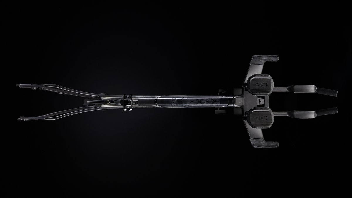 CADEXCycling's tweet photo. The new CADEX Tri Frameset won a prestigious Gold Award in the TAIPEI CYCLE d&amp;i awards, one of the top design competitions for the cycling industry.

Read more → https://t.co/MZx09vcaAO

#ImpossiblyFast #overachieve https://t.co/URyr3NBeNA
