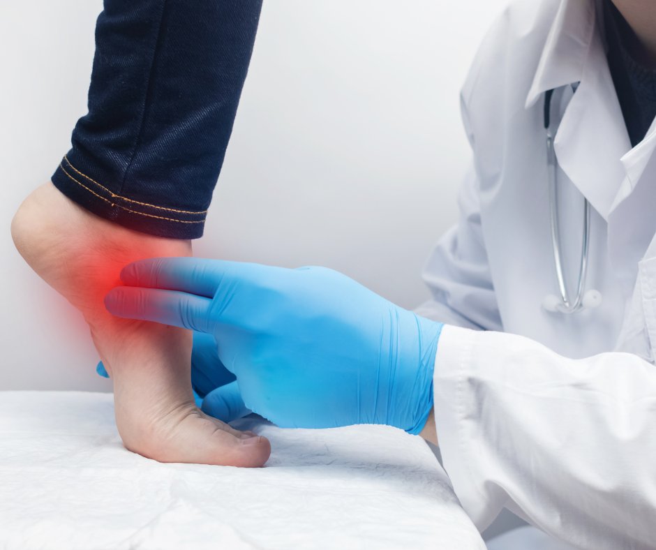 AltaFoot's tweet photo. There are an estimated 15,000 podiatrists practicing in the United States. What sets Alta Ridge apart from other podiatry services? Our doctors professional experience! Learn more: https://t.co/ehKQtR7T6B https://t.co/X42lQli5Fu
