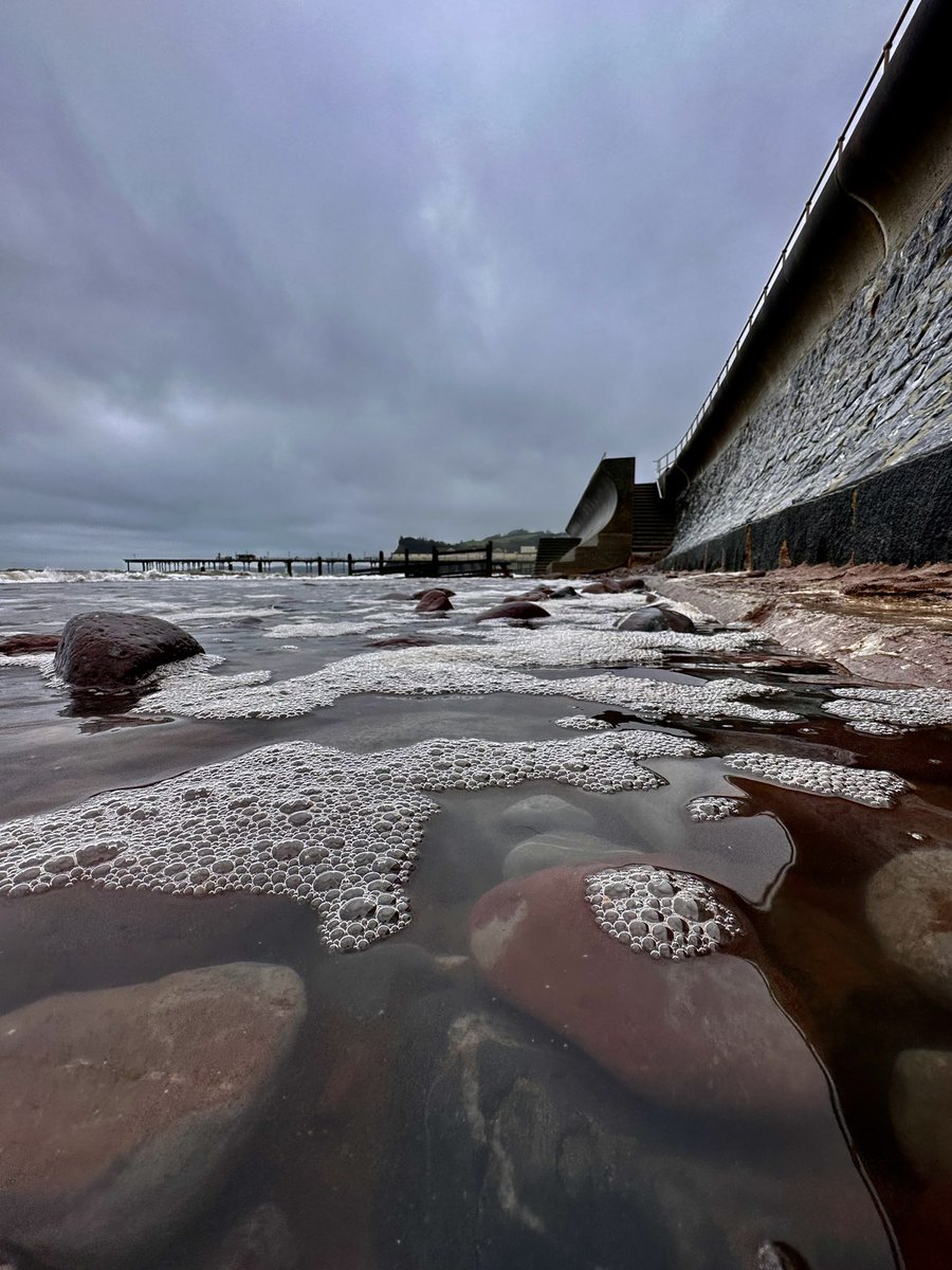 BlithSpirit's tweet photo. Don't run away from the storm, try your best to rise above, and sooner or later there will be sunshine @PiersSociety @Teignbridge @teignnews @VisitDevon @TeignmouthLove @TeignTourism @TeignmouthPier @DevonLife @TeignHeritage @ClubTeignmouth https://t.co/irlb798fCX