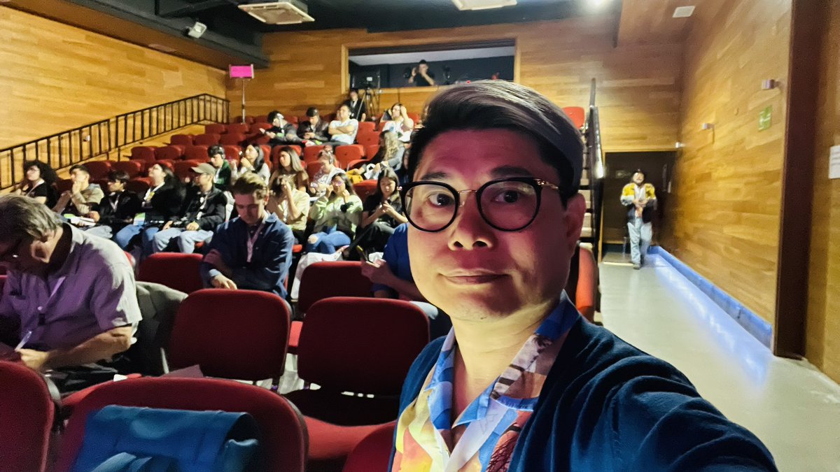 brianlinworks's tweet photo. Amazing to meet journalists, students, and science communicators at @sapecct Thank you for inspiring me to better serve Latin American #scijo #scicomm communities through @EurekAlert https://t.co/Ysdh1x7icR