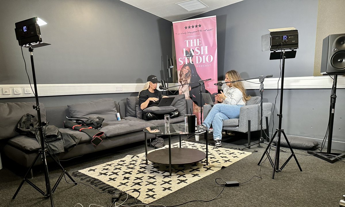 JamesMarriott's tweet photo. Studio looking 𝙊𝙉 𝙋𝙊𝙄𝙉𝙏 🤩

Quick snap from the latest episode of The Lash Studio.

Having so much fun working with Grete and Sophie - they’re naturals.

We have a range of options &amp; packages if wanna use our awesome little set-up at @thekurious_ in Sheffield city centre. https://t.co/f8aNndVYK0