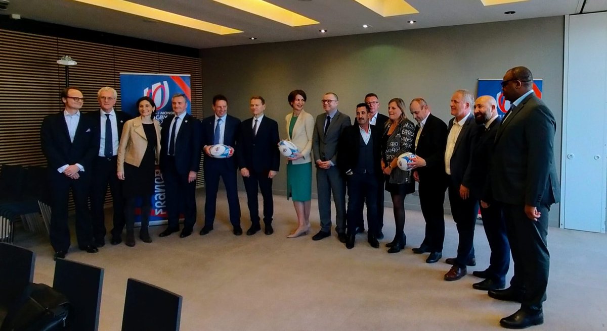 CicutoJean's tweet photo. Après un an de négociation une grande fierté d'accompagner le président de la CFTC dans le cadre de la signature de la charte sociale pour la coupe du monde de Rugby 2023 https://t.co/Jz5nNvMPu8