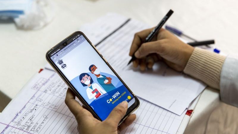 ASteiner's tweet photo. From cash transfers to e-health, Digital Public Infrastructure (DPI) is essential to deliver vital public services.

@UNDP &amp; #India thru @g20org are accelerating 🌐development w greater investment around DPI.

More in my joint Op-Ed w @amitabhk87 in @devex
https://t.co/QpsED6CmRv https://t.co/CyWM6WtXBv
