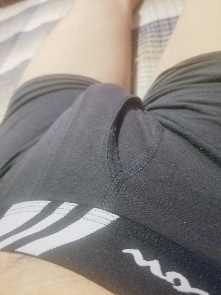SexyBoyInter's tweet photo. Adivien lo que hay debajo y el que adivine se lo paso... x la cara 🤤🔥🥵 #gay #lgbt #gay19 #gaymexico #aguascalientes #cruisingslp #gaykiss #twink #gayags #gayaguascalientes https://t.co/FfWymWUuO6