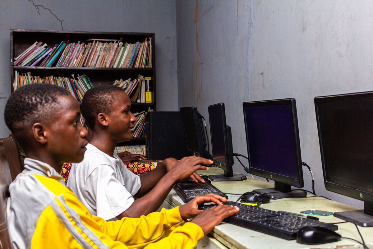 Childlifeline1's tweet photo. About yesterday's training session with @epeetechsolution
Introduction is over π it's now practical time.
The Children did impressive π
#Streetchildren #childlifeline #coding #python #html #css #education
Mr. Peter Obi Mummy GO Bola Ahmed Tinubu Wole Soyinka #protest Oshimen https://t.co/QBRjtvIS3J