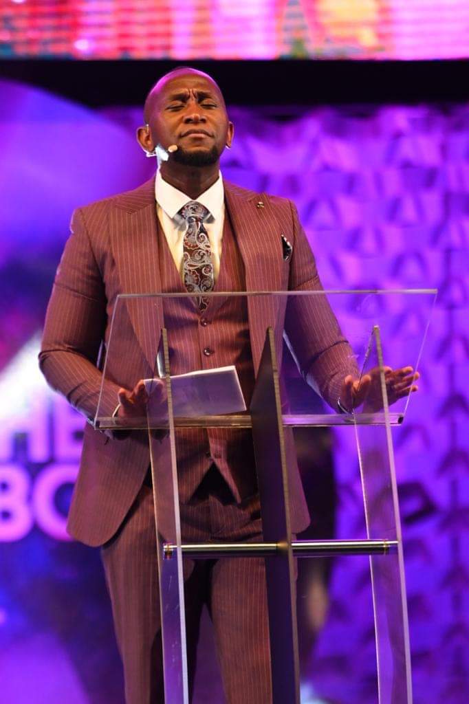 agathacheye's tweet photo. There is no discovery on earth that can match the discovery of Jesus Christ the light of the world.
#ProphetElvisMbonye https://t.co/nAAZCAsrSC