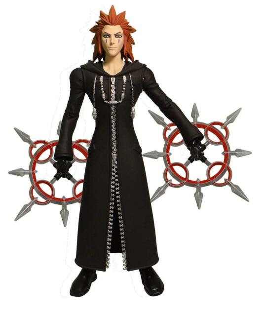 khmerchbot's tweet photo. KH2 Axel Diamond Select Figure https://t.co/9SKk28d4yv