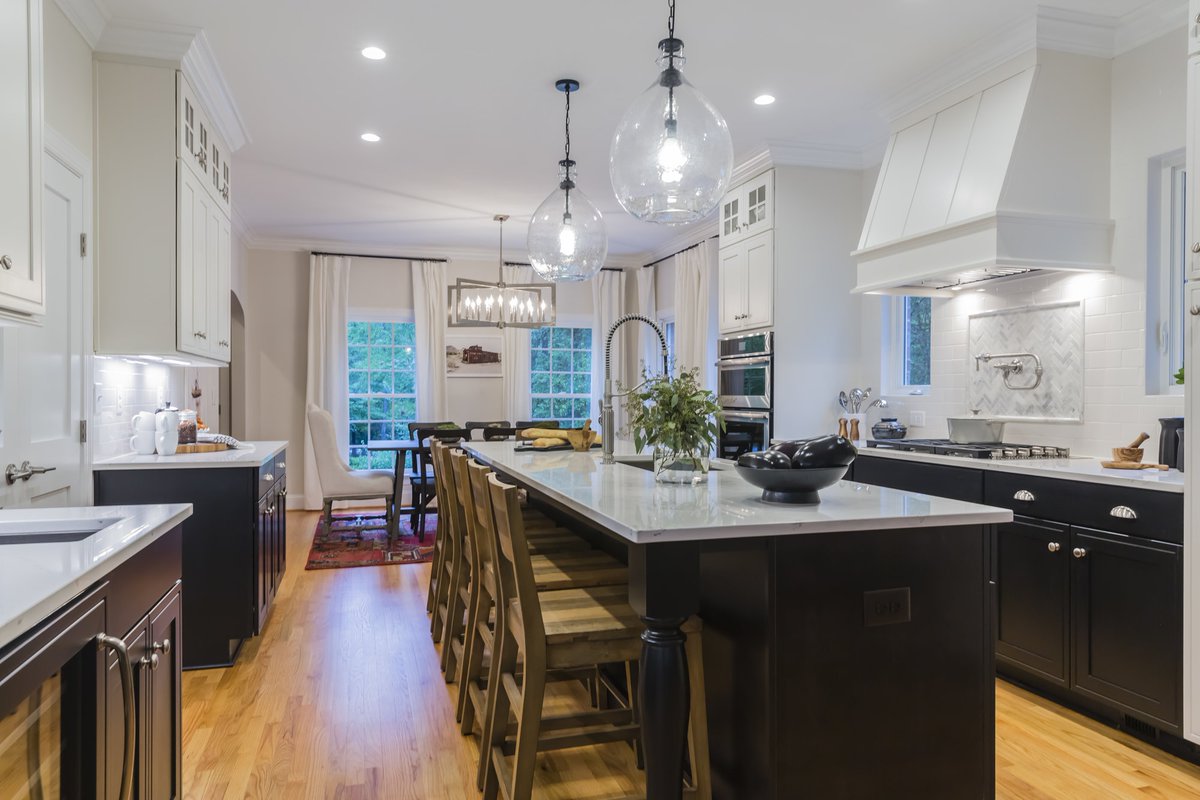 RDMarbleTX's tweet image. Transform your kitchen or bathroom with Hanstone™ engineered stone quartz from R&amp;amp;D Marble. Our premium surfaces are durable, low maintenance, and available in a variety of stunning designs. 
#Hanstone #EngineeredStone #QuartzCountertops #RDmarble