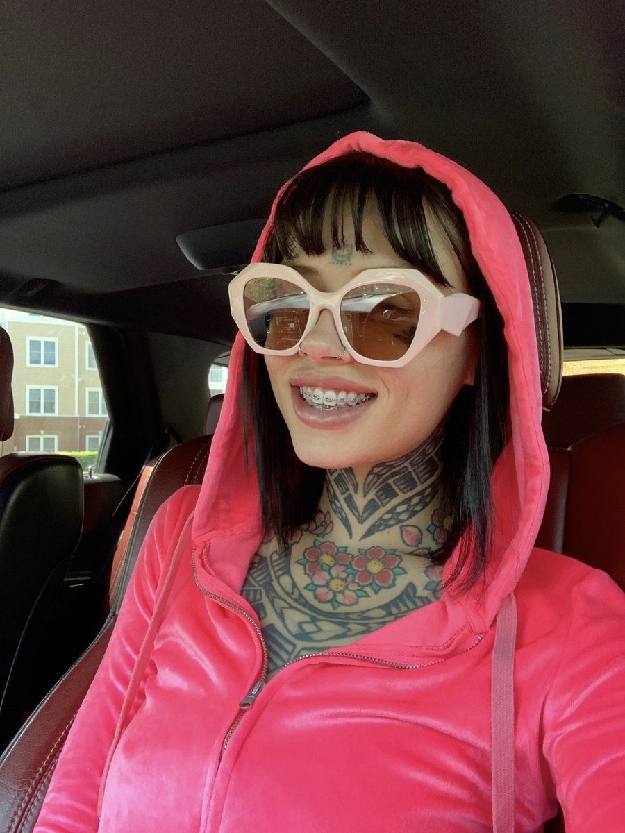 I got pink braces today 🥹👉🏻👈🏻 The cottage core doll 💖 @ccdollxxx