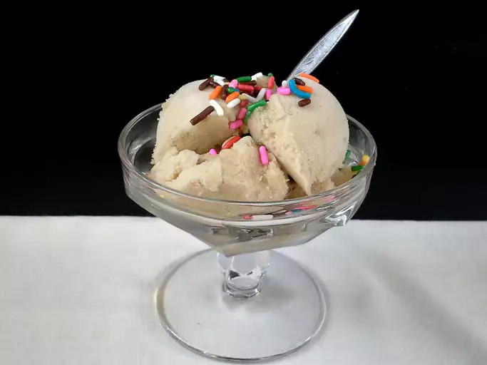 SahilKu91670607's tweet photo. hey foodies,
try this Whipped Banana "Ice Cream" recipe
In this whipped ice cream recipe, frozen bananas have a nice refreshing ice cream-sorbet-type taste. It's a great way to satisfy your sweet tooth while also staying healthy.
#stathealthy #stayfit #eathealthy https://t.co/fQqeMayEvU