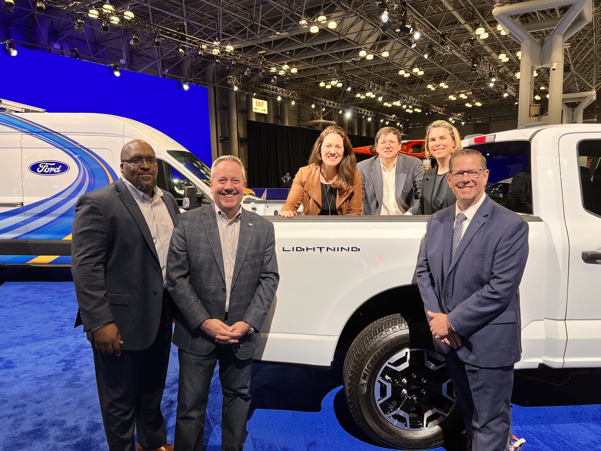 CARB_EO's tweet photo. I'm at the @NYAutoShow this week meeting with #ZeroEmission industry leaders like @Ford &amp; checking out their F-150 Lightning Pro. https://t.co/uaIY3Qy0U6