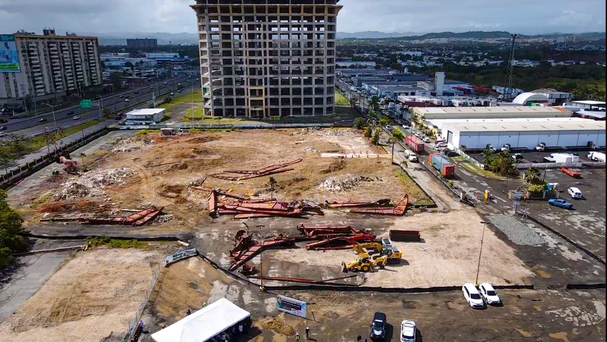 GovPierluisi's tweet image. Seguimos adelantando la reconstrucción en Puerto Rico. Hoy anunciamos el inicio de los trabajos en la Iglesia Misión Cristiana Fuente de Agua Viva en Carolina con una inversión de $32.5 millones de fondos @fema, para la cual @Cor3pr ya adelantó $7 millones para comenzar las…