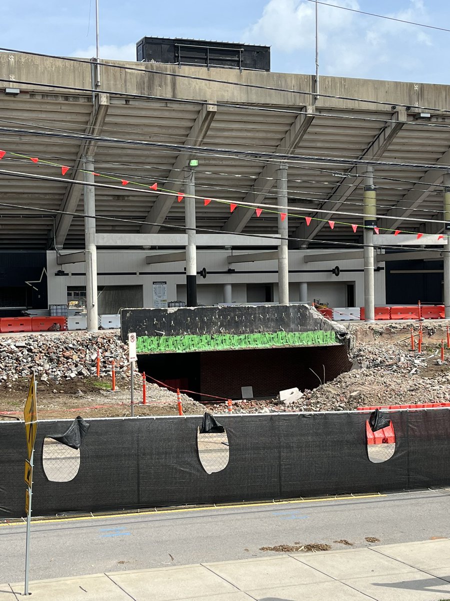 Not gonna lie…a little piece of my heart went with the tearing down of “the tunnel”. Too many recruiting tickets to count have been given out in that space over my last 33 years 🖤💛 Bring on the NEW AND IMPROVED FirstBank Stadium! #VandyUnited @VandyFootball