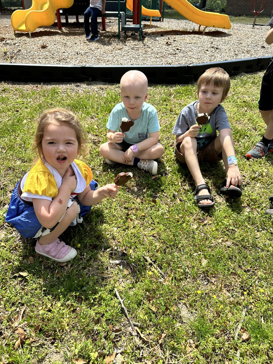 Elizabeth Short tweet media