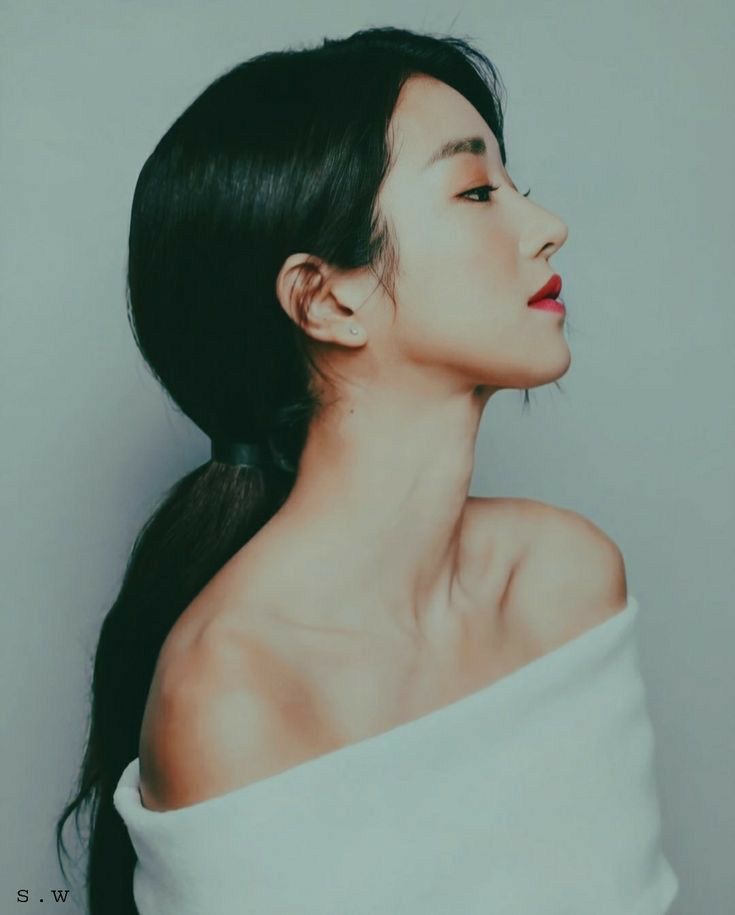 blissof_me's tweet image. Happy birthday my dearest Seo Yeaji ❤️
May your life be full of blessings, always healthy, lucky in every step and live happily..
I love you..I love you..I love you..
#HappyYeajiDay  
#언제나_빛나는_서예지
#SeoYeaJi #서예지