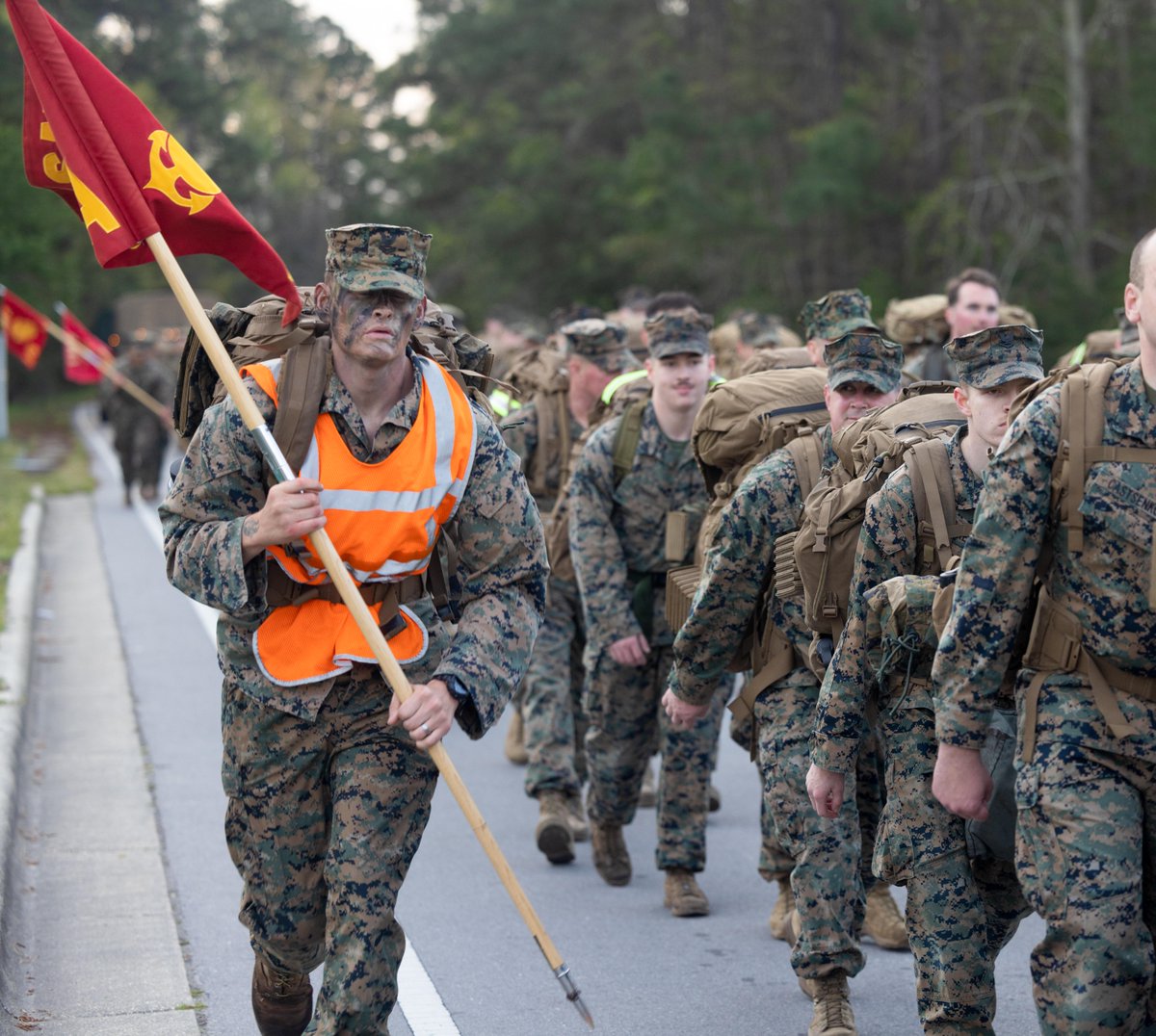 USMC's tweet photo. #Marines and @USNavy Sailors with @2dMarDiv conduct a Doc Kent hike on @camp_lejeune, March 31.

Navy Corpsman Aaron A. Kent, "Doc Kent," was killed by an improvised explosive device while conducting combat operations with #2dMarDiv near Fallujah, Iraq in 2005.

Semper Fidelis. https://t.co/g1nL2oxXSA