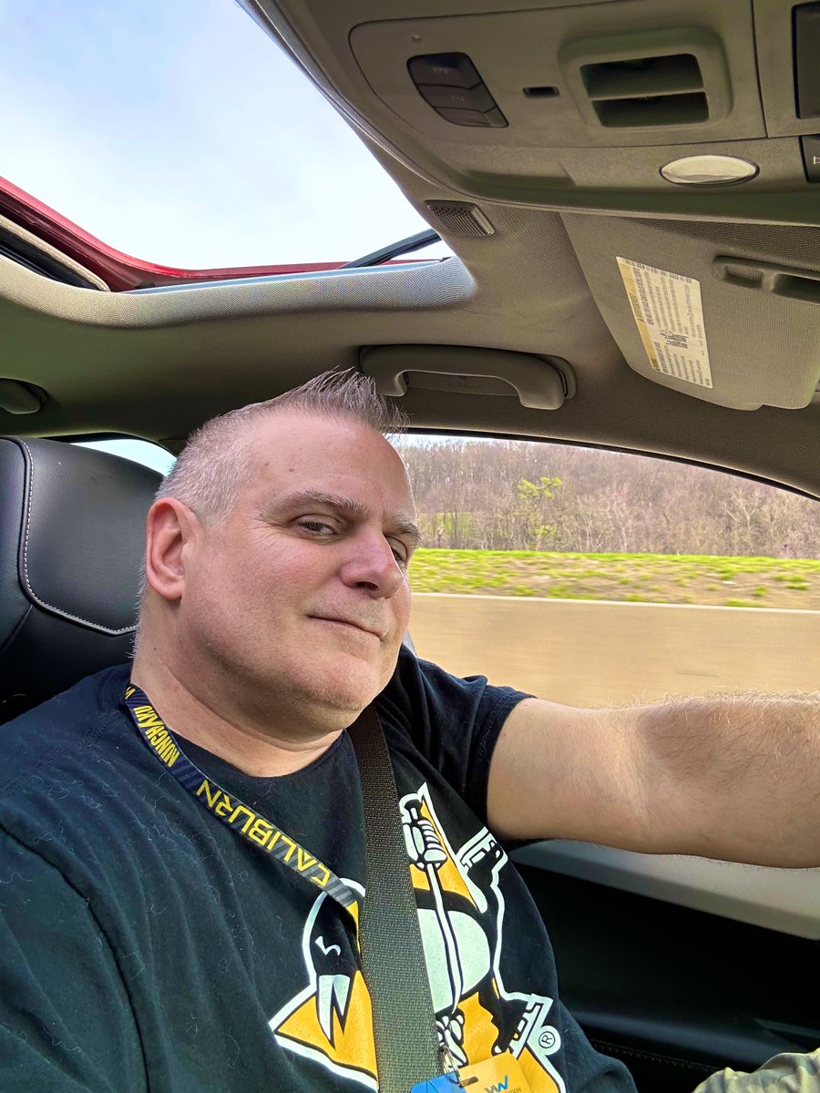 JustUrAvgFlyGuy's tweet photo. @king06cobra @Chrispack1976 @bornavagirl671 @DubP23 @dcfoodsafety @ECU_ALUM @JTGII1981 @whosuzieq @cpskins44 @BartMan247 @a_duece @RDSKN71 @johnnylocal @STX21 @KevinFSchlep @RealChrisCotts @kandi_harbaugh @melit220 @karl_diesel @UtProsim540 @HTTRRedskins58 @DullesDistrict @rikincanton @wiggygoskins @touchet_troy @ecs26 @humbletoots_91 @Monie_Luv_ @redpigskins Happy Hump Day Fam!!! It’s 81*&amp; went &amp; saw 2 of my clients who had their windows 🪟 installed today!!! I love my job 
#WindowNation >>> https://t.co/VK51xPo00U