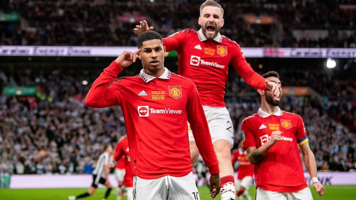 Manchester United vs Brendford ⚽️

Dato:
En los últimos 3 partidos disputados entre ambos equipos, hubo más de 3 goles por partido!

#PremierLeague #ManchesterUnited #BrentfordFC