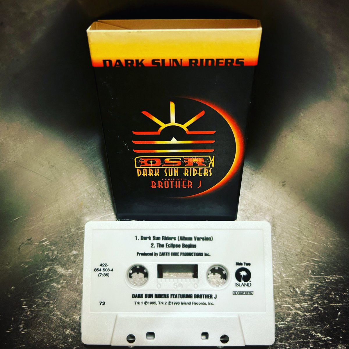hiphopgods's tweet photo. Dark Sun Riders featuring @BroJXClan - Dark Sun Riders
#darksunriders #ultra #jazz #mix #album #version #theeclipsebegins #classic #hiphop #single #seedsofevolution #island #records #brotherj #hiphopgods https://t.co/zR4cwhMRNs