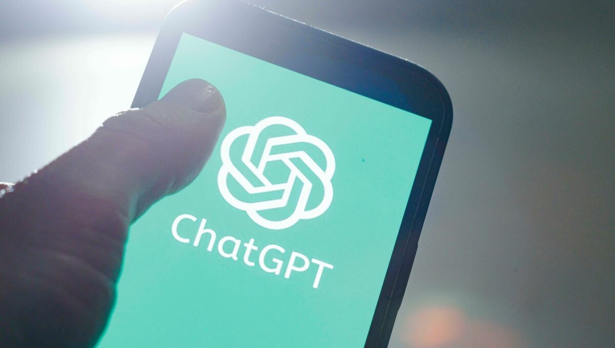 "On n'est pas anti-tech, mais on souhaite une technologie éthique"

Intelligence artificielle : premières plaintes déposées auprès de la Cnil contre ChatGPT ➡️ l.franceinter.fr/sDb
