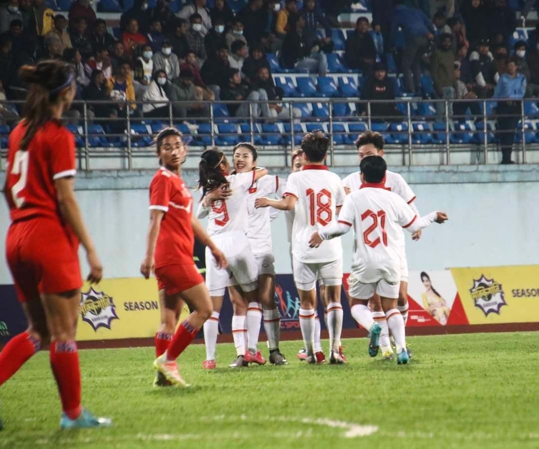 #Vietnam wins the match against #Nepal by 5-1 Goal score in #OlympicsQualifier Nepali Women's team played well in the second half against a #Worldcup Qualified strong Vietnamese team.