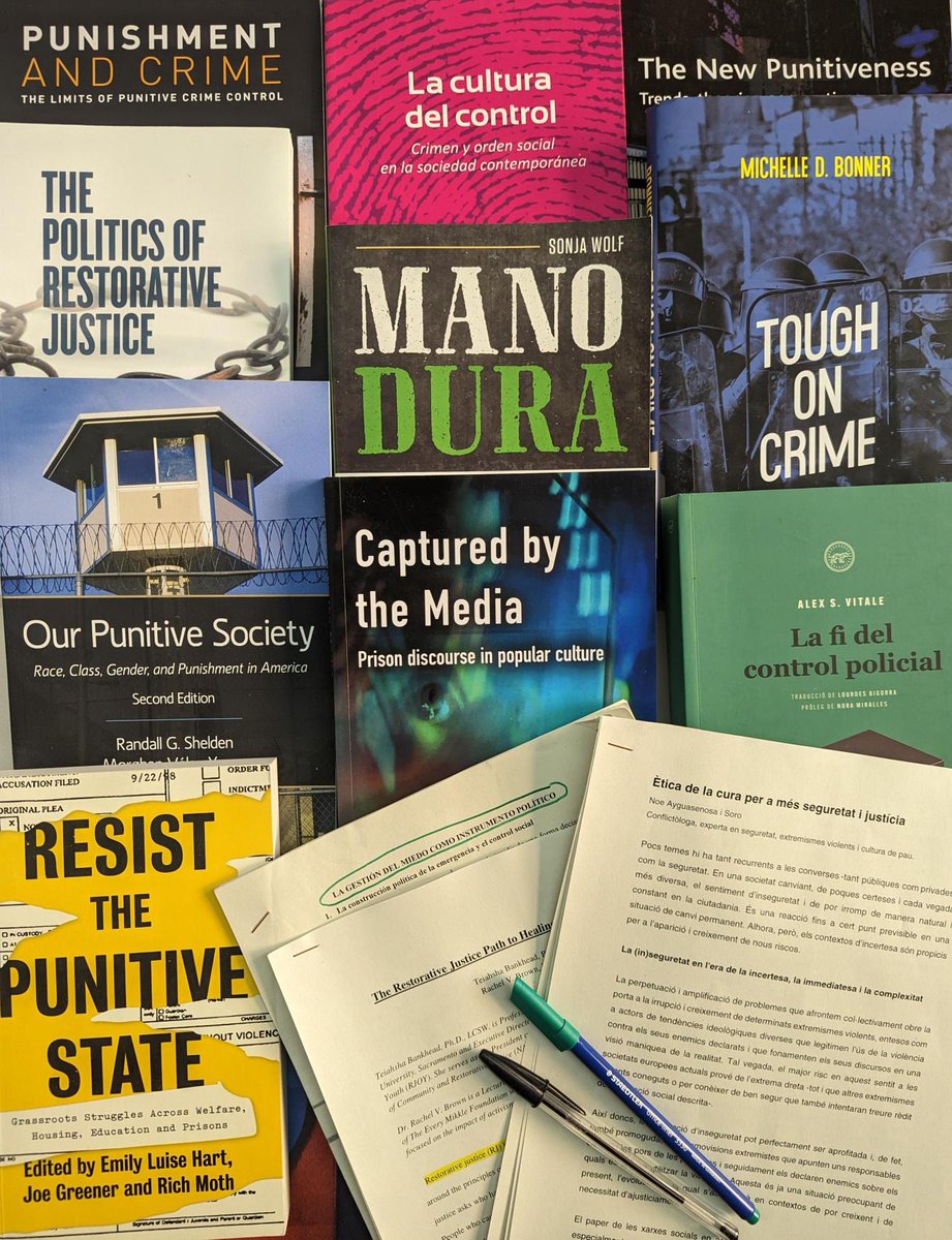 SandraMarDo's tweet photo. 😃At @ICIPeace we are finishing the last edition details of the next monograph of our magazine #PeaceinProgress. We reflect on #punitivism and the trinomial #Peace, #Security and #Justice. Great thoughts, debates, critics and proposals from the authors! 🧵👀👇 https://t.co/xqOVVuQx1p