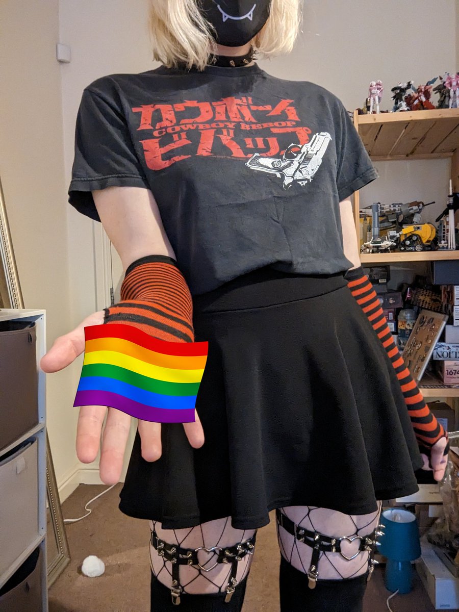 TraptrixMerle's tweet image. Caught you looking again huh? 
Here, you better take this &amp;gt;;3