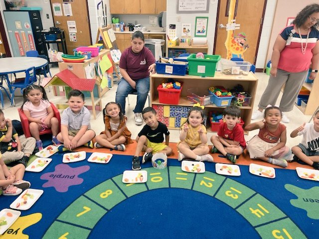 Mrs. Tate-Raba (@nmykah) on Twitter photo Tasty Tuesday was crunchy, sweet, and juicy! <a href="/NISD_ECE/">Northside ISD Early Childhood Education</a> #NISDWOYC2023 <a href="/NISDRabaES/">Raba Elementary</a> Tasty Tuesday was crunchy, sweet, and juicy! <a href="/NISD_ECE/">Northside ISD Early Childhood Education</a> #NISDWOYC2023 <a href="/NISDRabaES/">Raba Elementary</a>