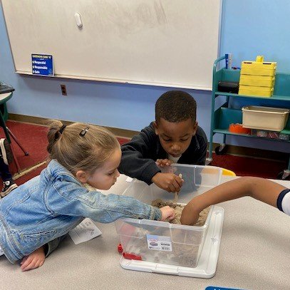 Gardners Elementary -Media/Technology/STEM tweet media