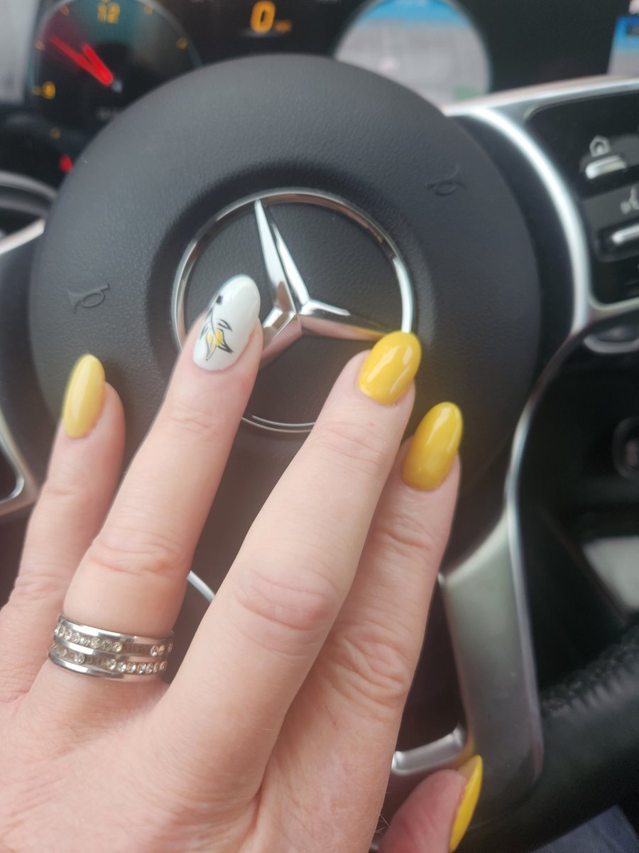 Feeling festive. New colour and design for the holidays. Thanks again Megan at Wantagh Modern Nail Spa