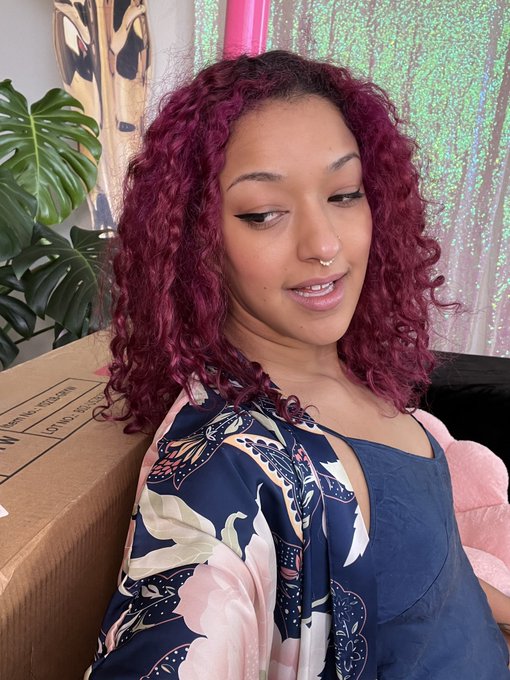 TW Pornstars - Daisy Ducati. The latest pictures and videos from