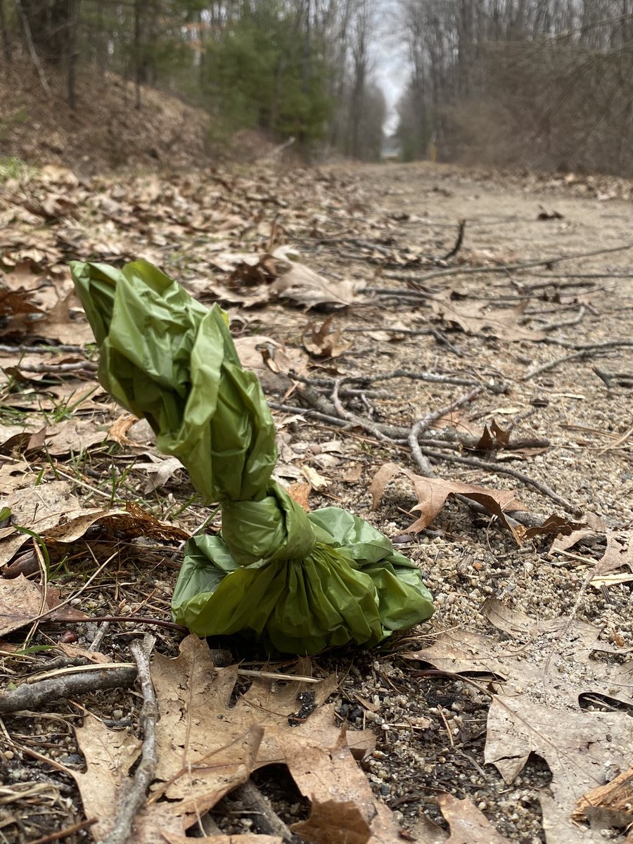 Dog walkers on the Eastern Trail have 3 simple responsibilities. Keep your dog on a leash, pick up their poop &amp; carry it out with you. We really need you to perform ALL three. Please.
<a href="/ECGreenway/">East Coast Greenway</a> <a href="/maine_trails/">Maine Trails Coalition</a> @BikeMaine <a href="/newscentermaine/">NEWS CENTER Maine</a> <a href="/PressHerald/">Portland Press Herald</a>