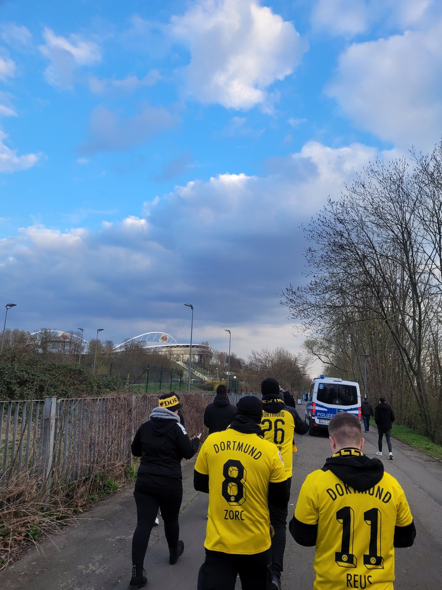Juliane_BVB's tweet photo. 🖤💛 #BVB https://t.co/FXkqOp0Pxh