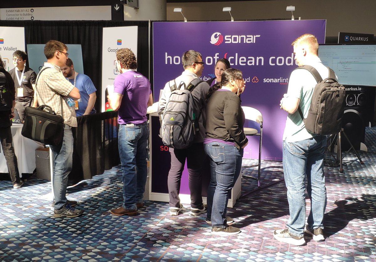 vilojona's tweet photo. Amazing conversations with @devnexus attendees at the @SonarSource booth #cleancode #devnexus23 https://t.co/ZS8LLEhbdZ